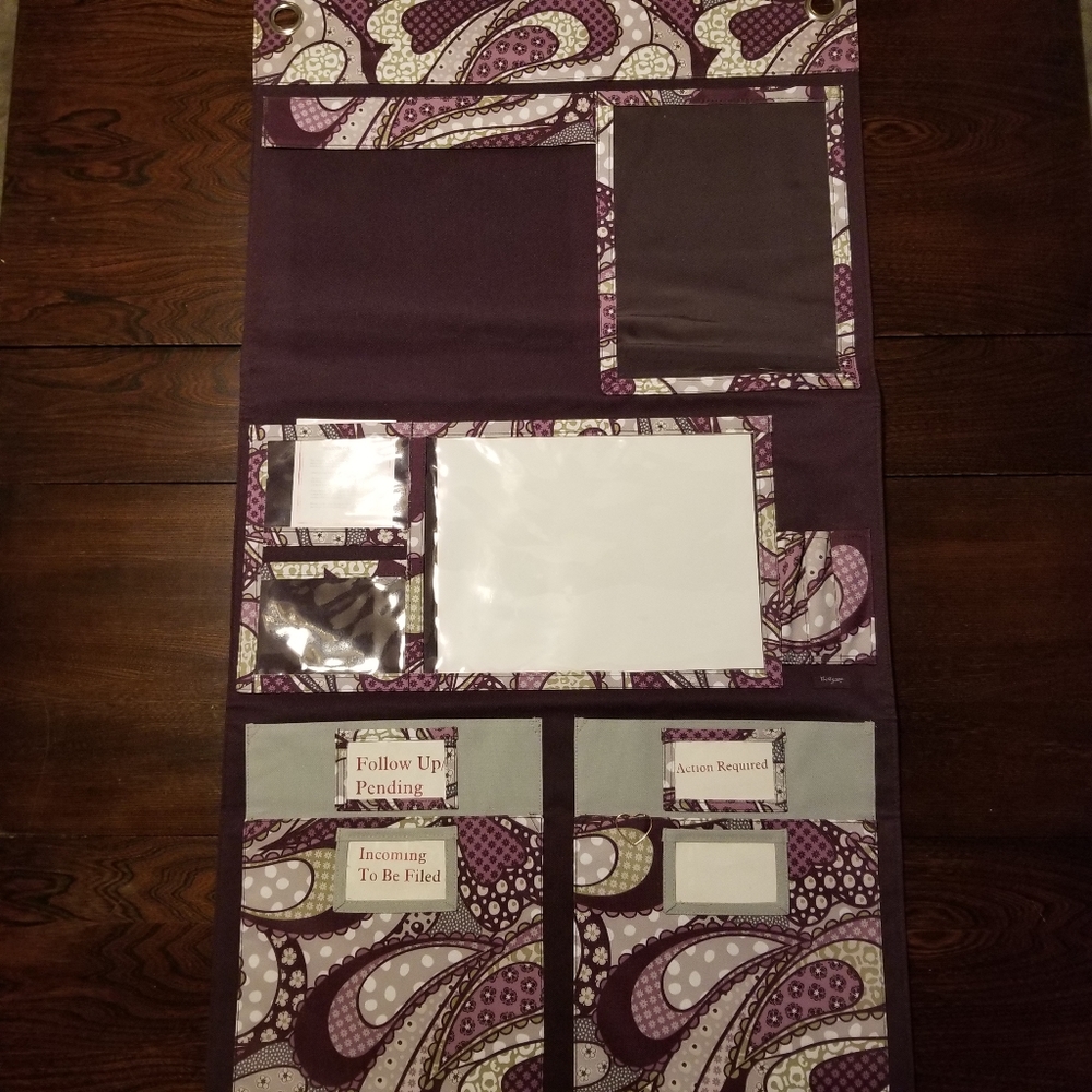 *Customizable Option* thirty-one Hanging Wall Organizer w/ Customizable Inserts